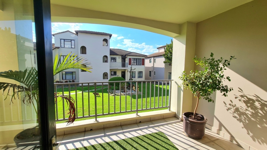 2 Bedroom Property for Sale in Bowtie Western Cape